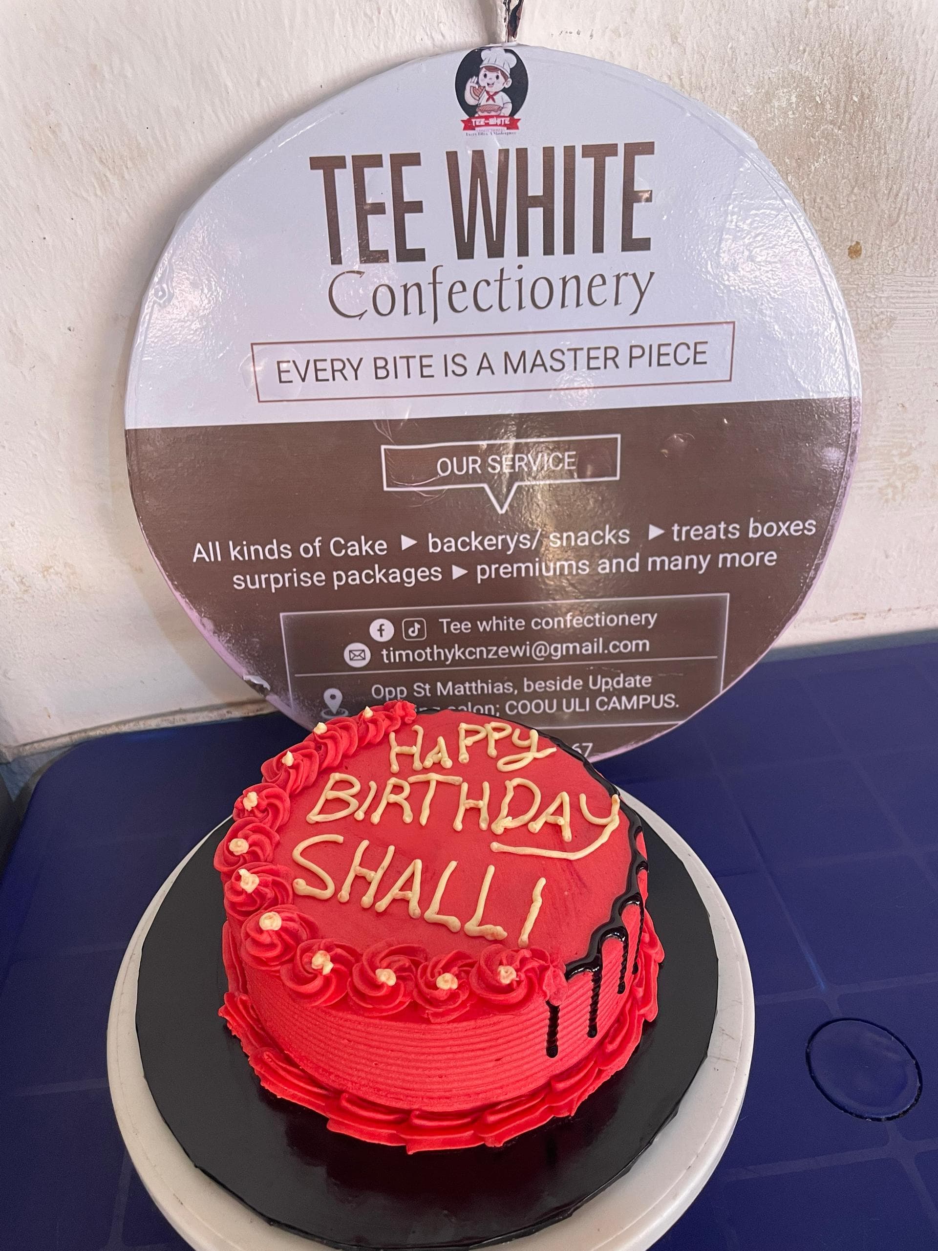 Buttercream frosted cake